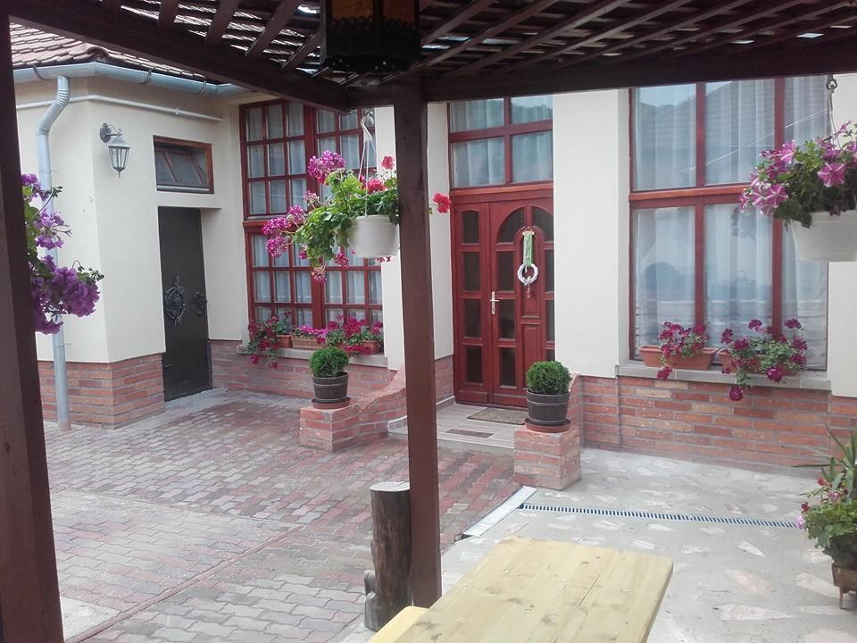Reka Vendeghaz Hotel Tokaj Exterior foto